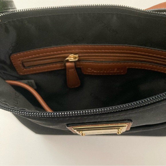 Calvin Klein Crossbody Bag - Picture 5 of 10
